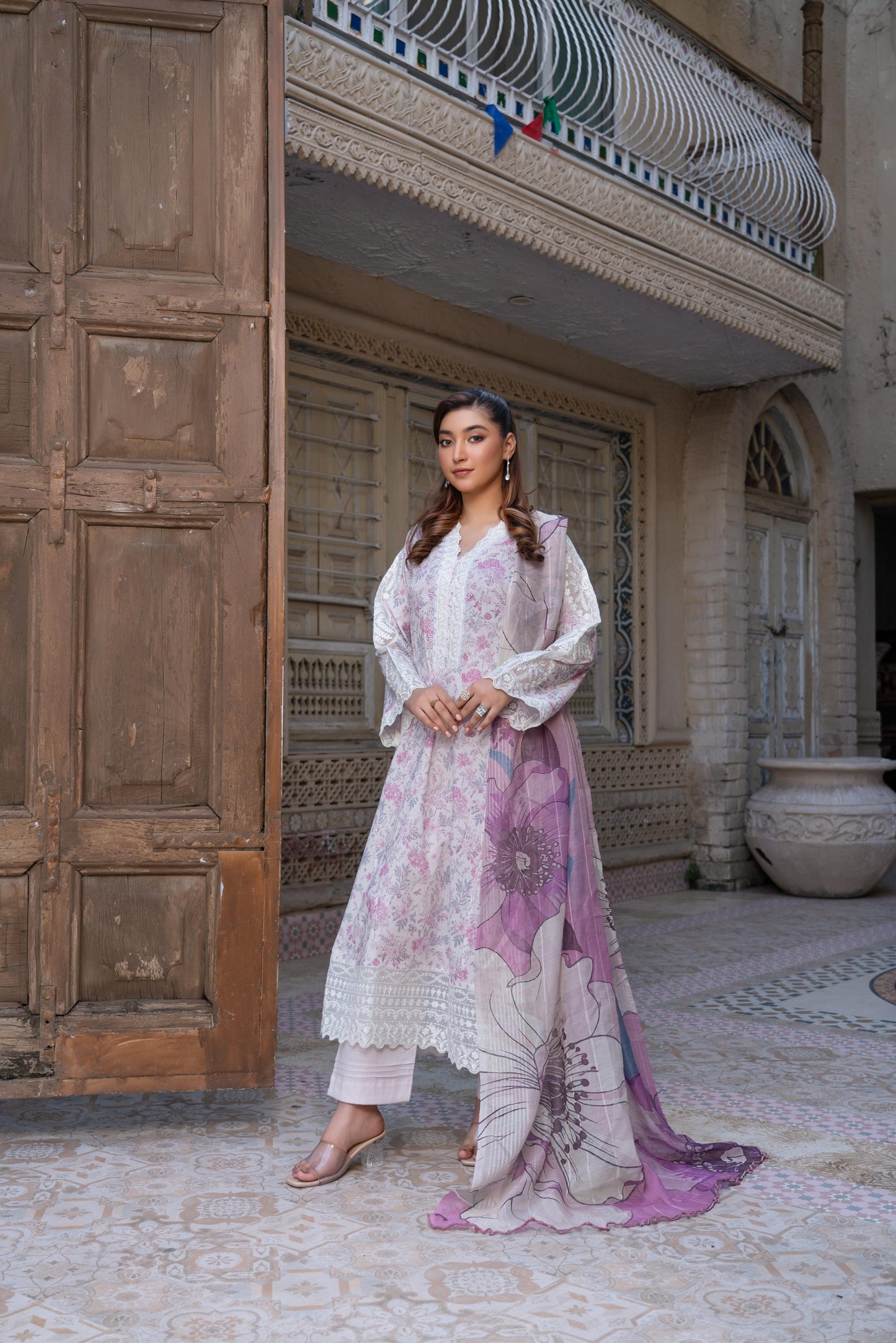 Munira Lawn 01 Light Purple