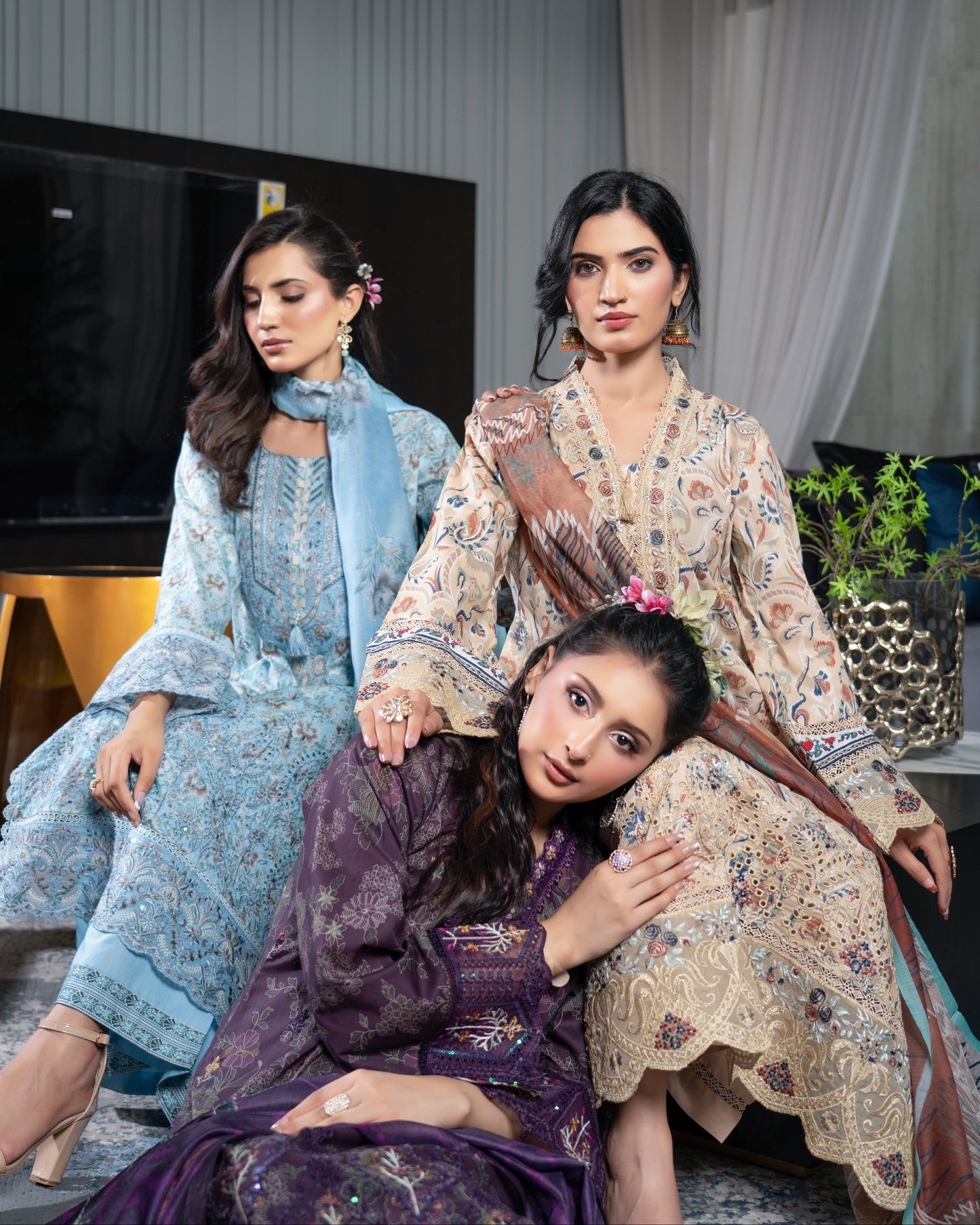 Munira Lawn Skin