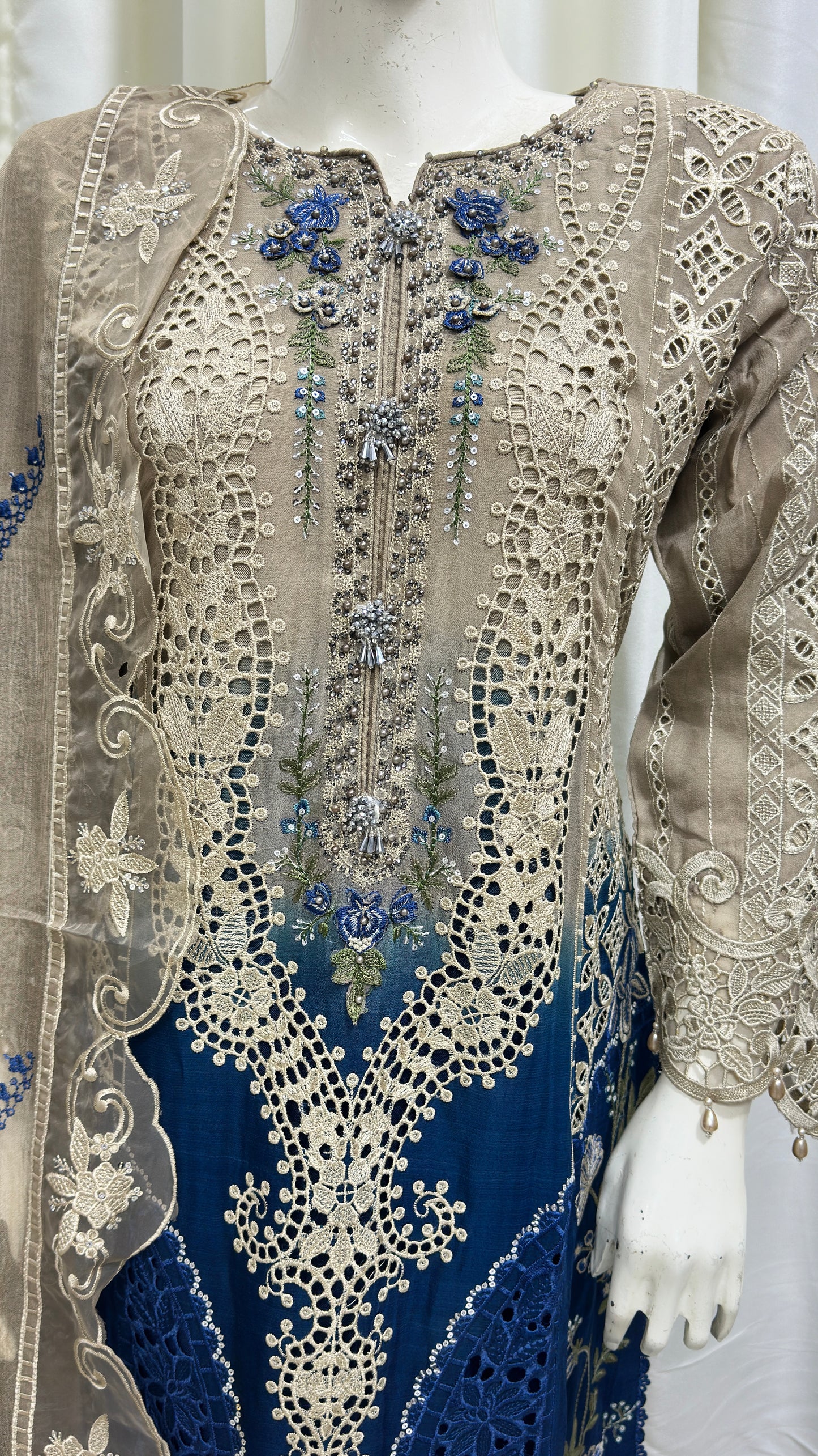 B1814 Tai&dai  Beige Blue