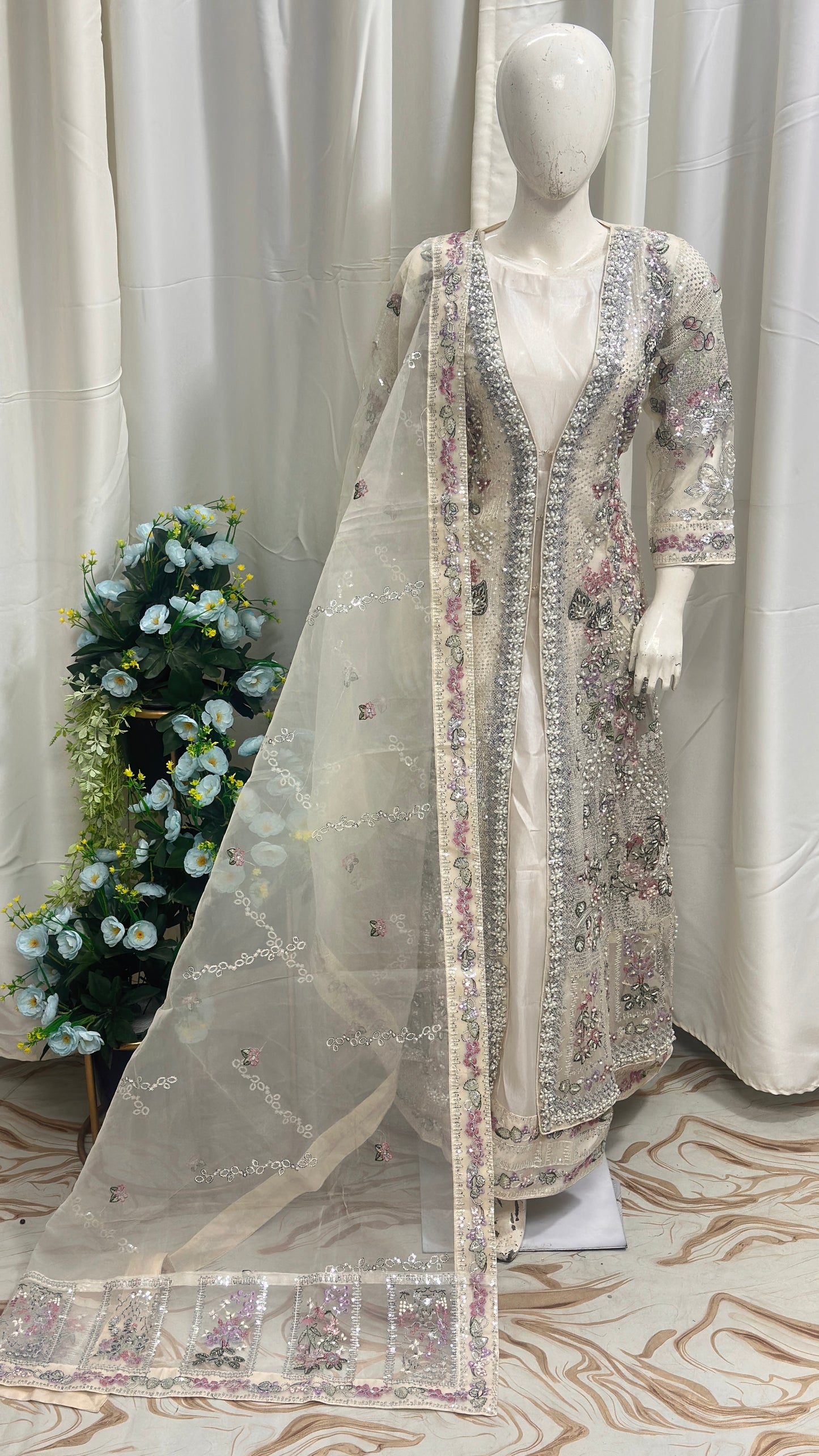 FG114 Open Gown Style Maxi Offwhite