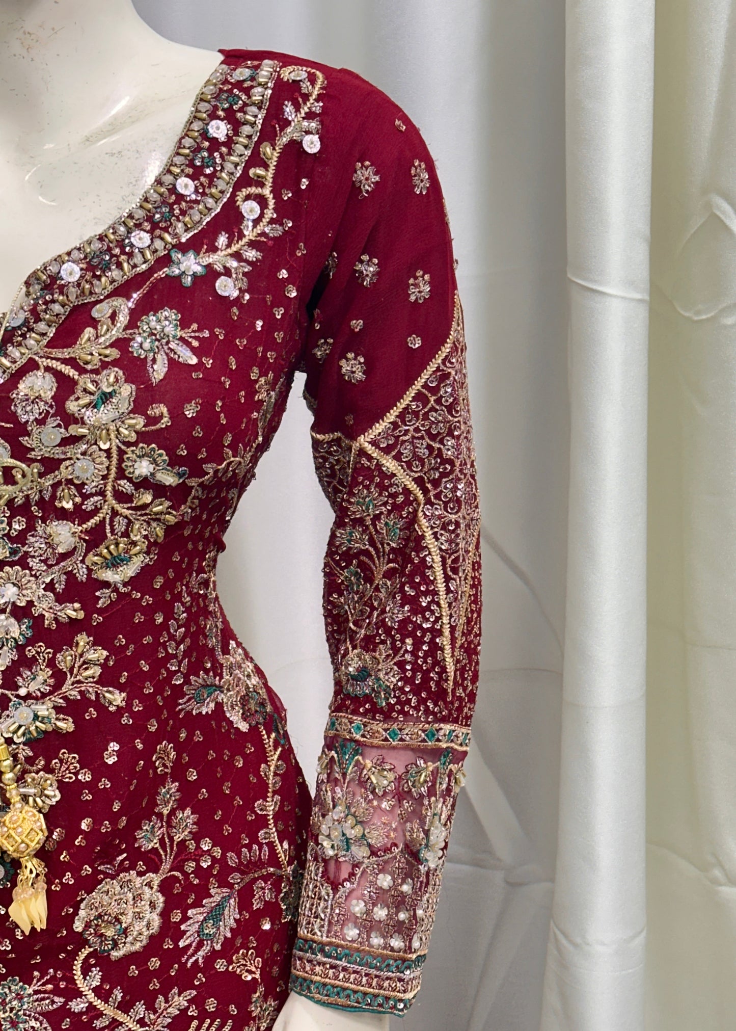 B1810 Chiffon Mehroon