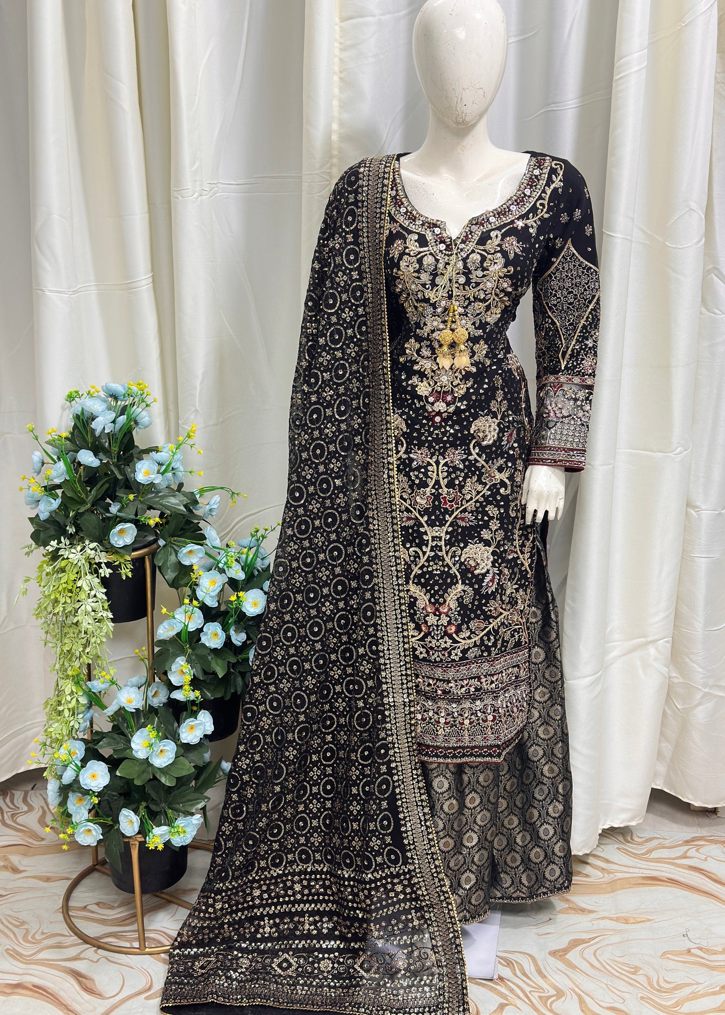 B1810 Chiffon Black