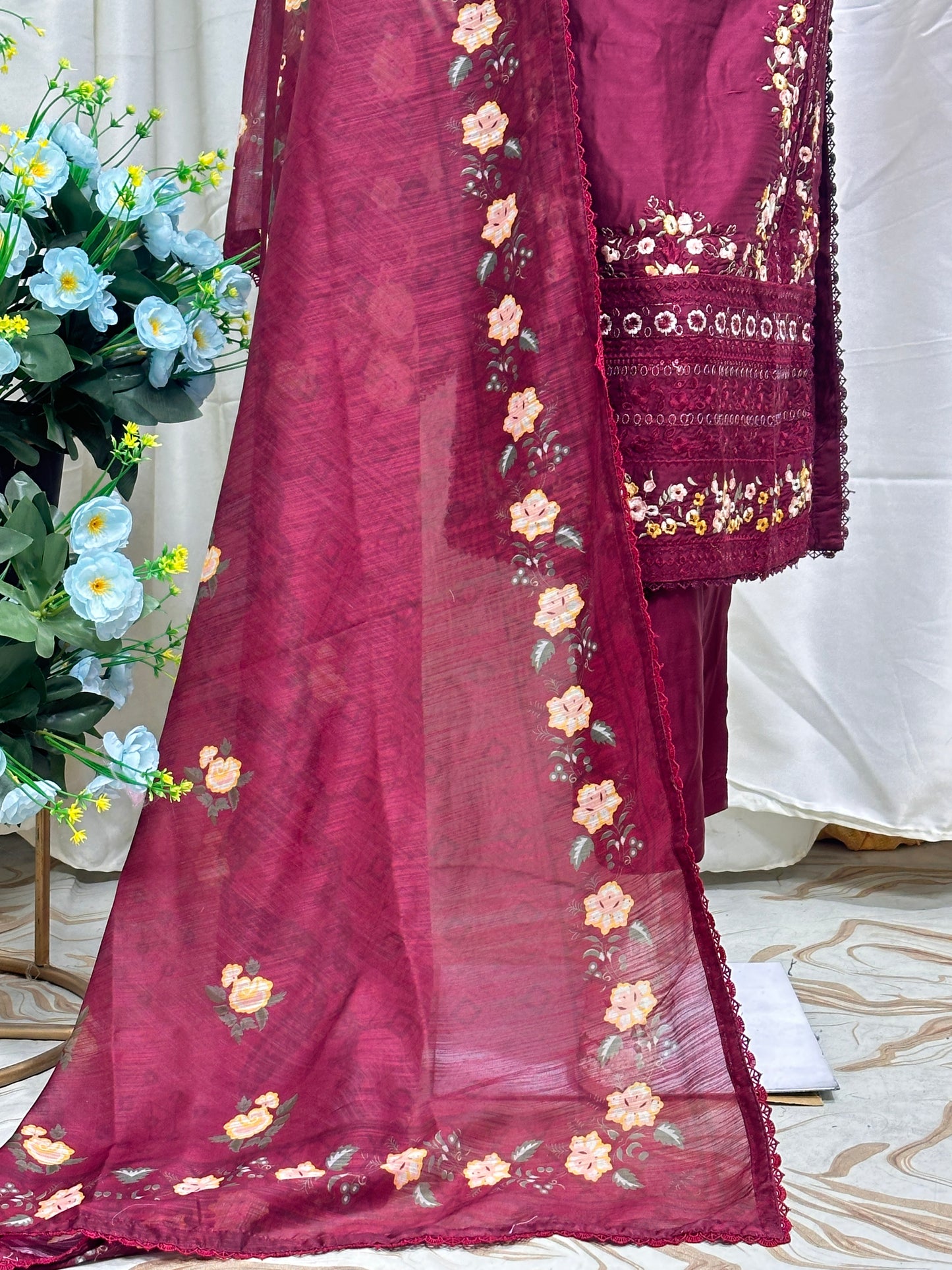 SG2401 Viscose Mehroon