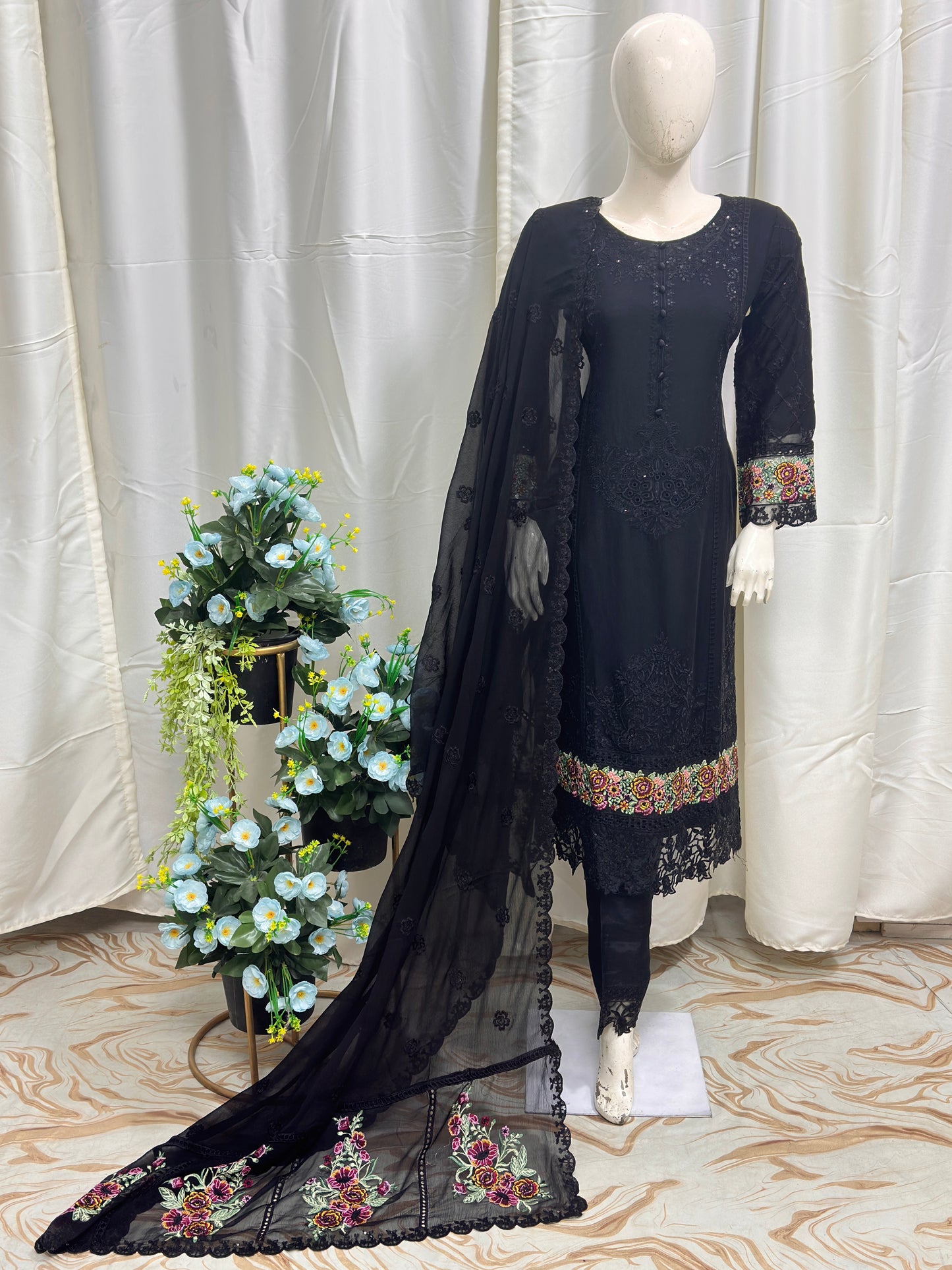 SG001 Chiffon Black