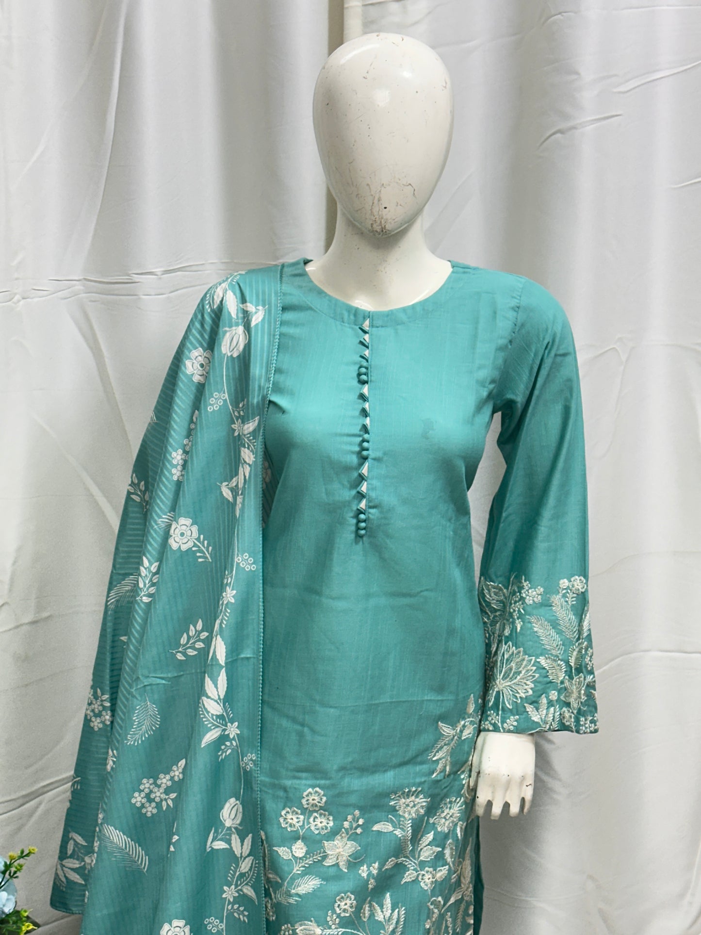 SG1103 Khaddar Aqua