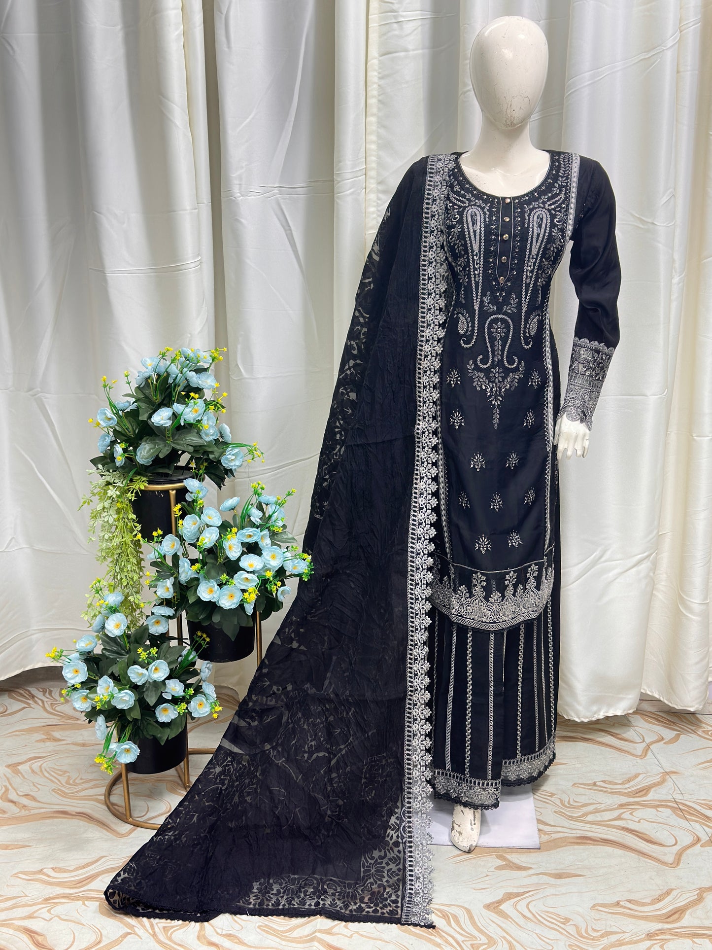 SG2128 Viscose Black