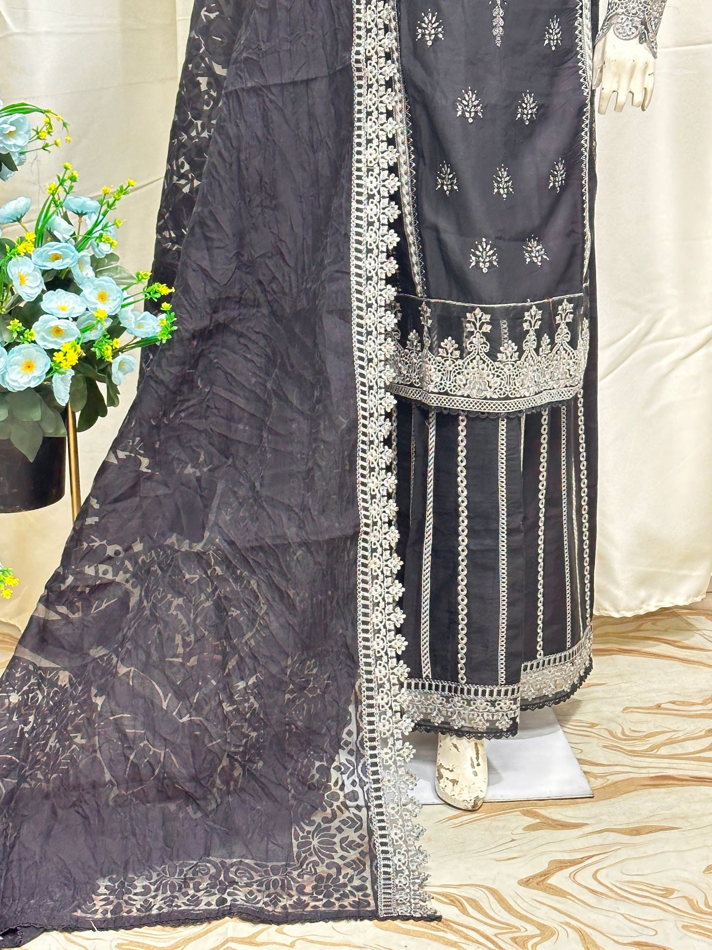SG2128 Viscose Black