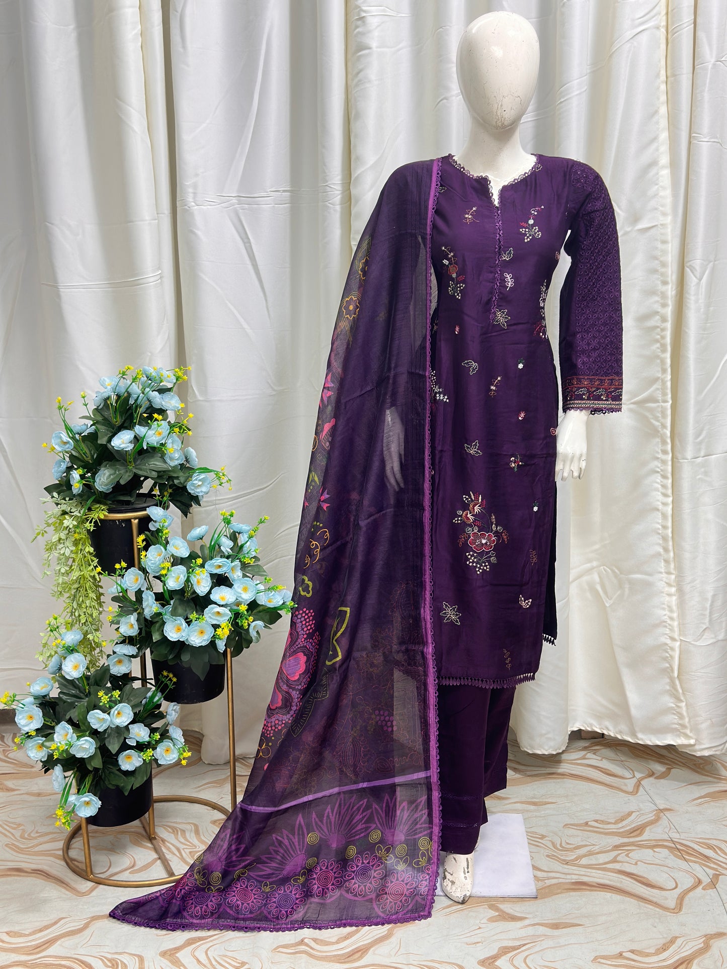 SG1101 Viscose Purple