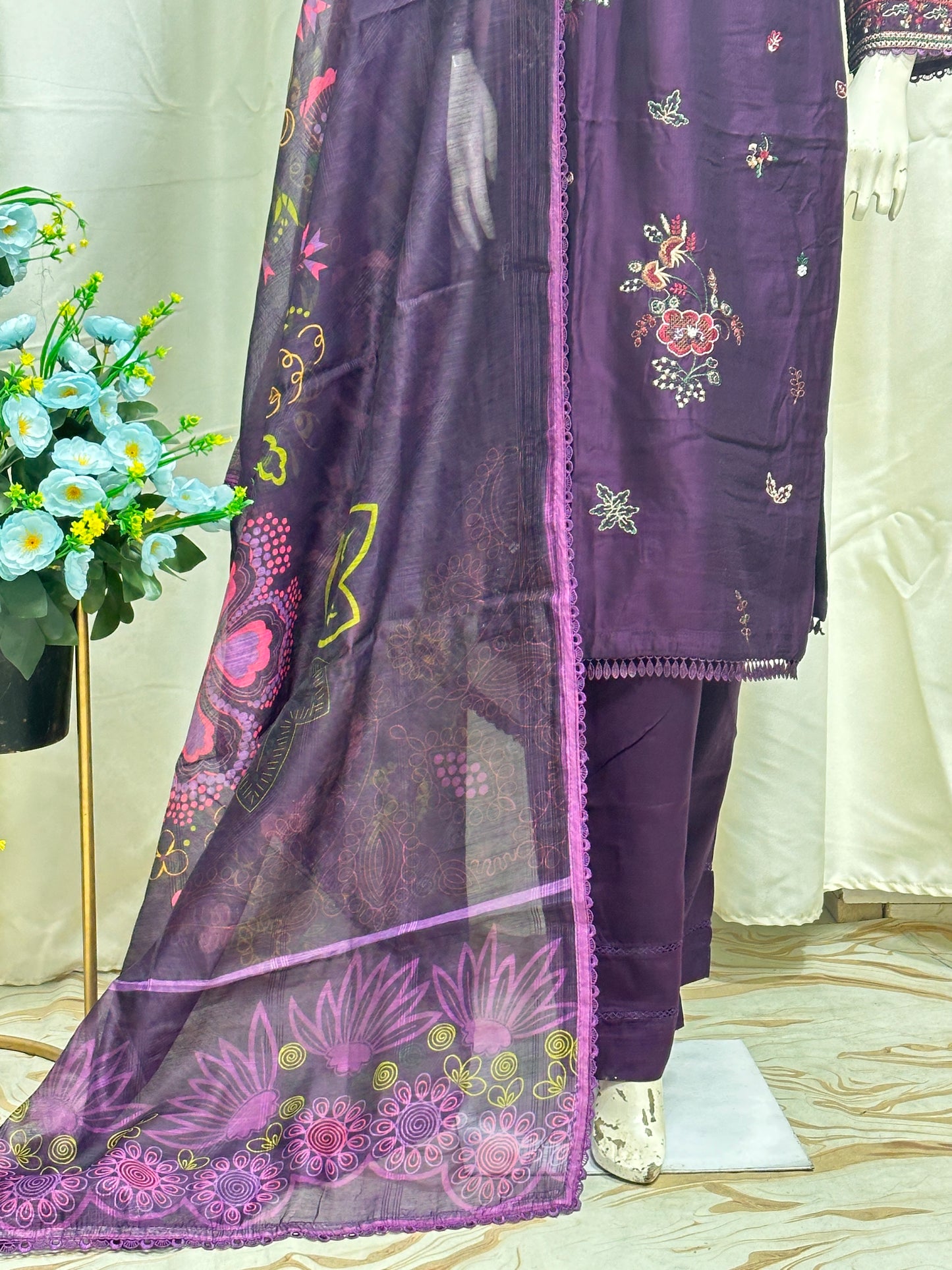 SG1101 Viscose Purple