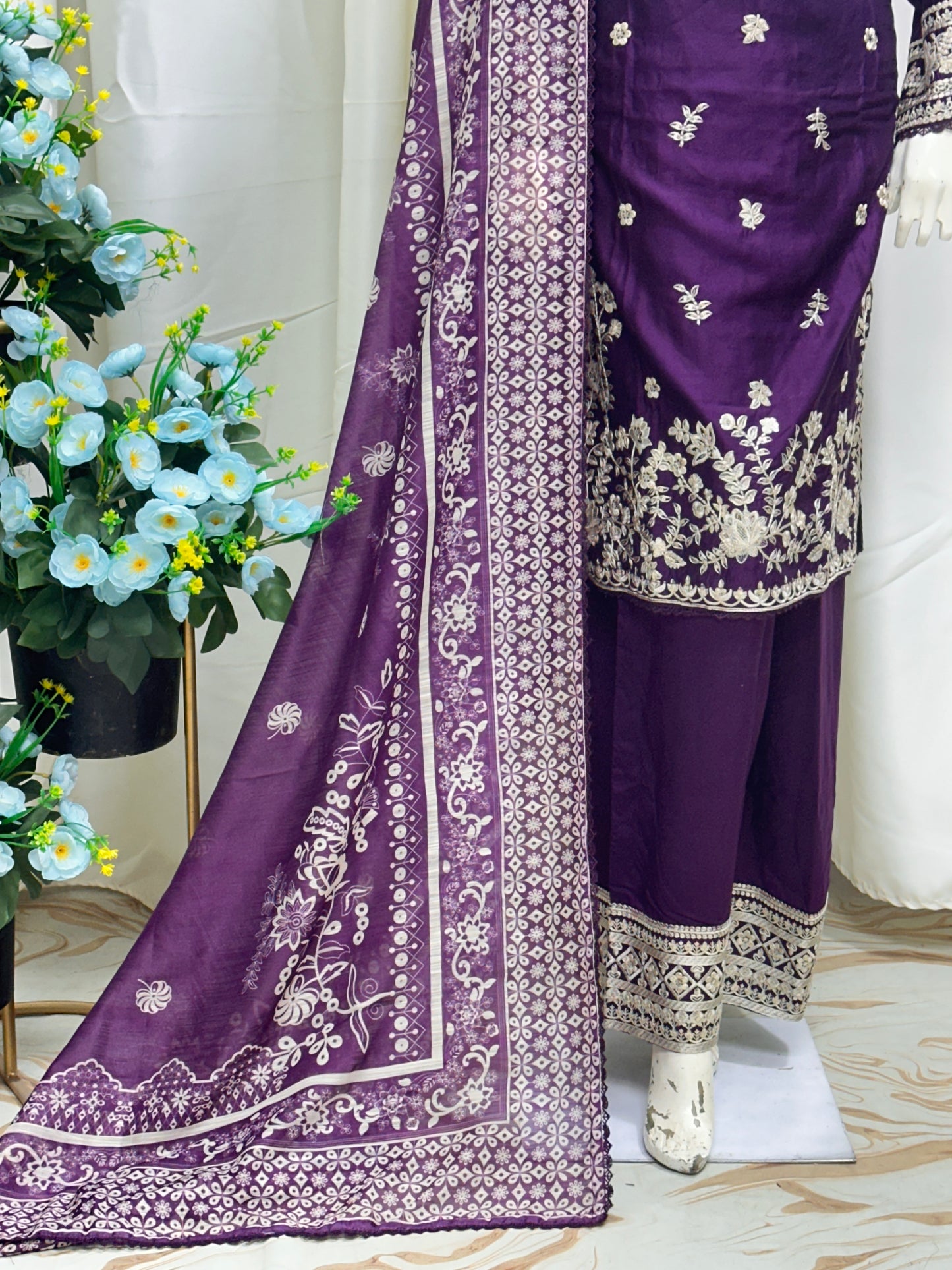 SG2400 Viscose Purple