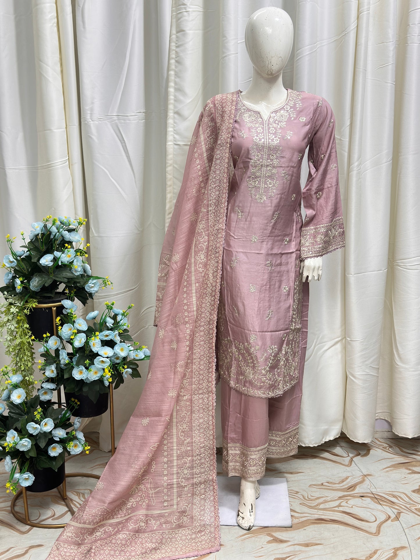 SG2400 Viscose Baby Pink