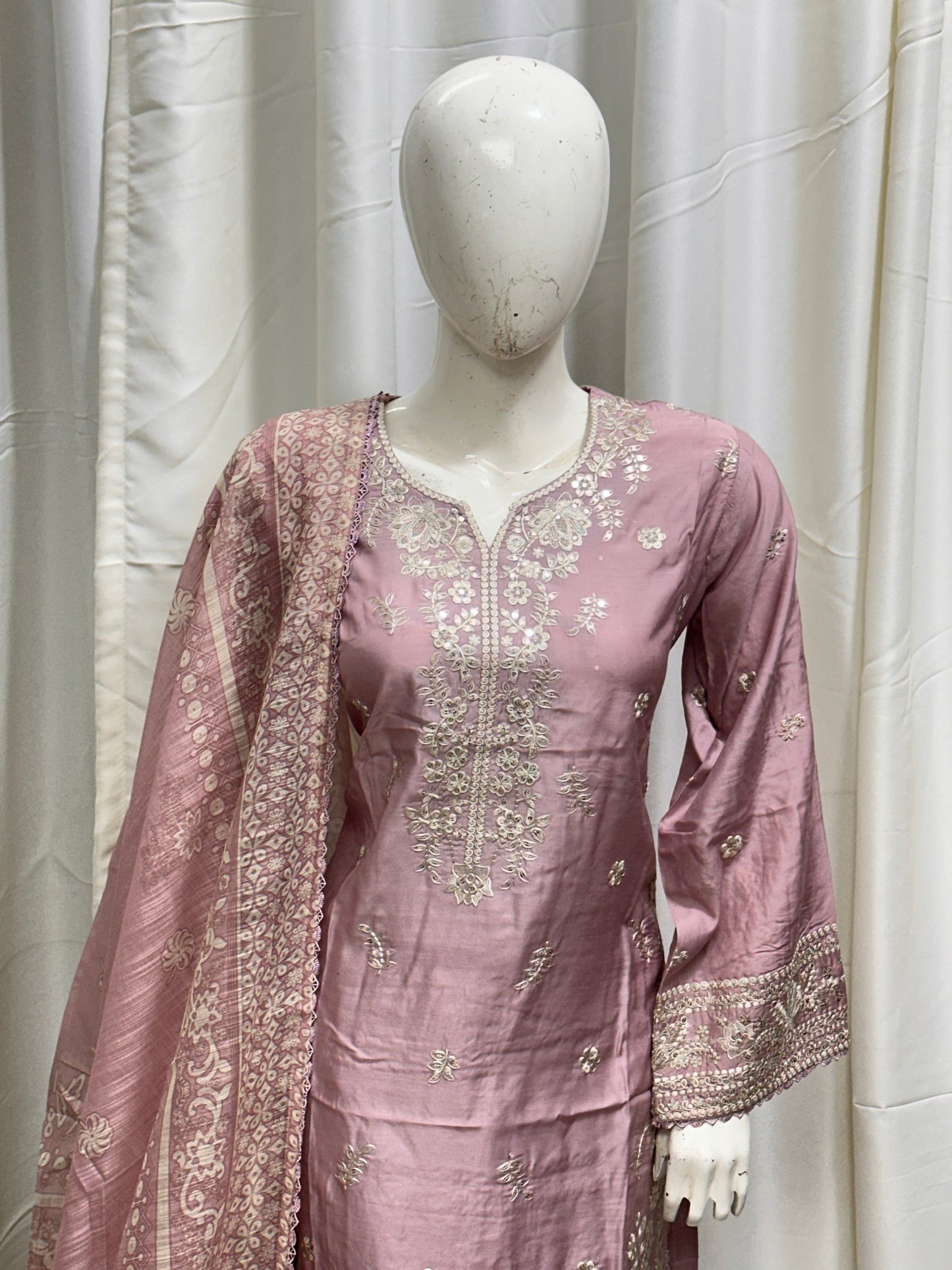 SG2400 Viscose Baby Pink