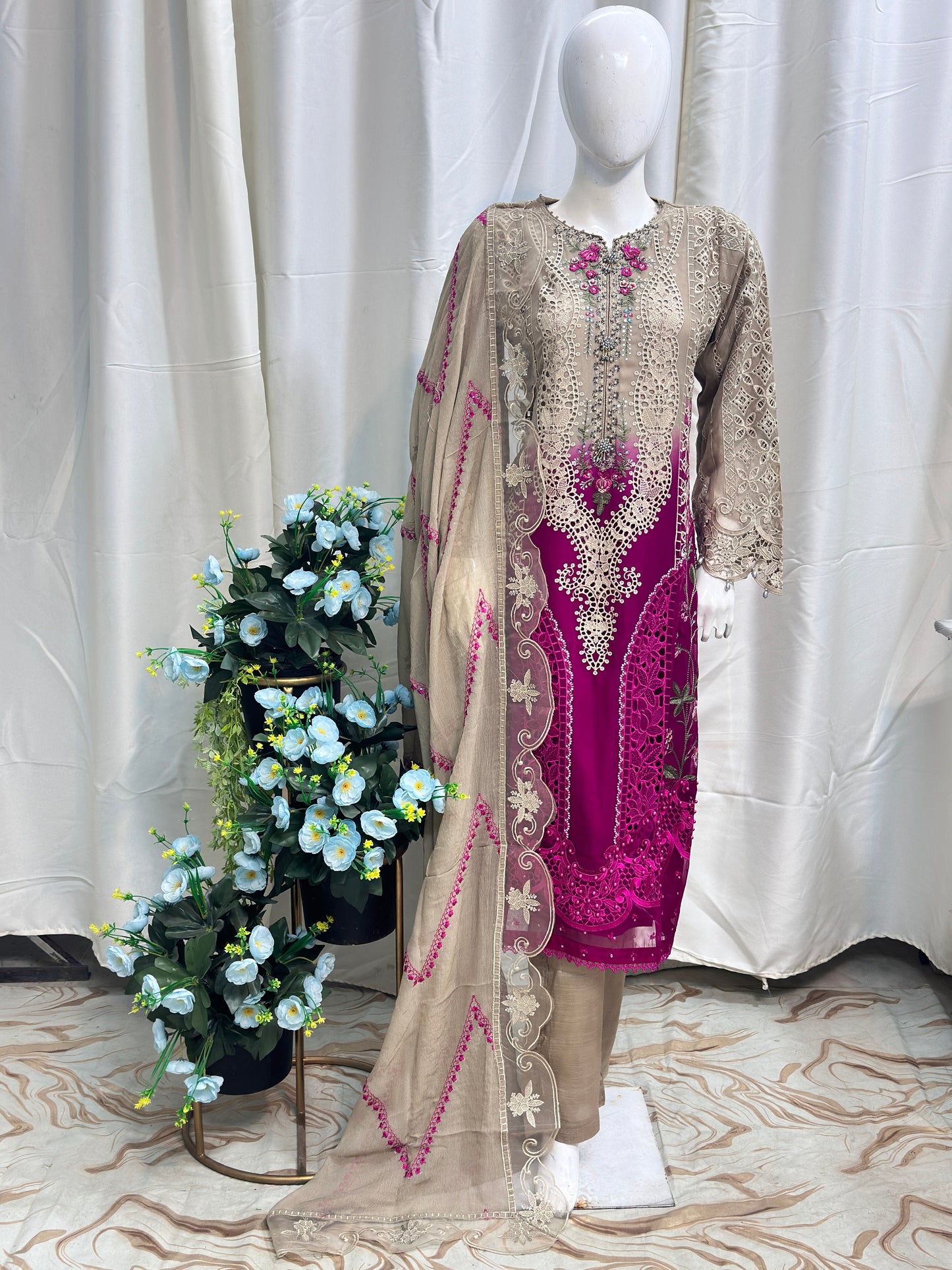 B1814 Tai&dai  Beige Shocking Pink