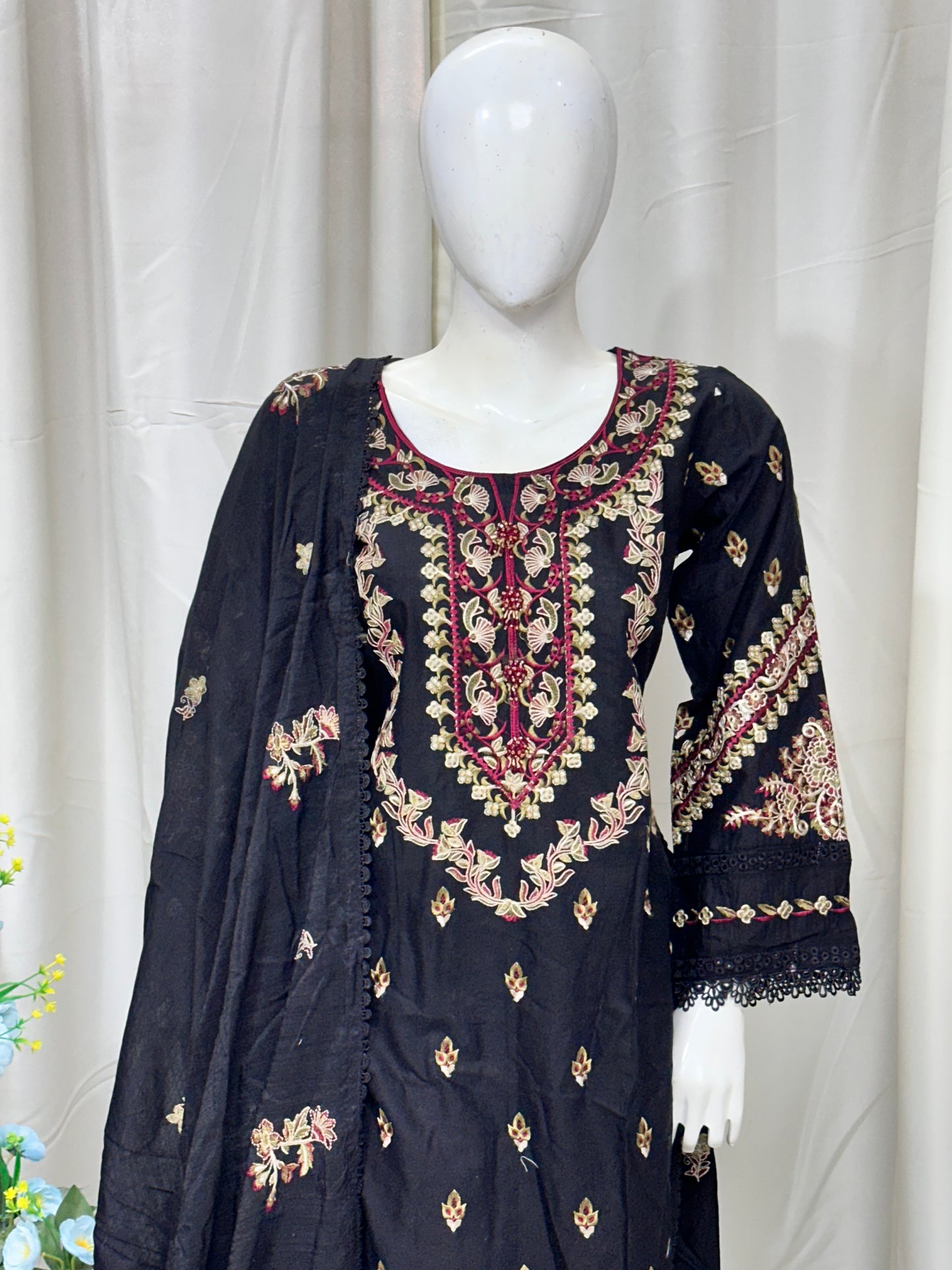 SG2529 Cotton Black