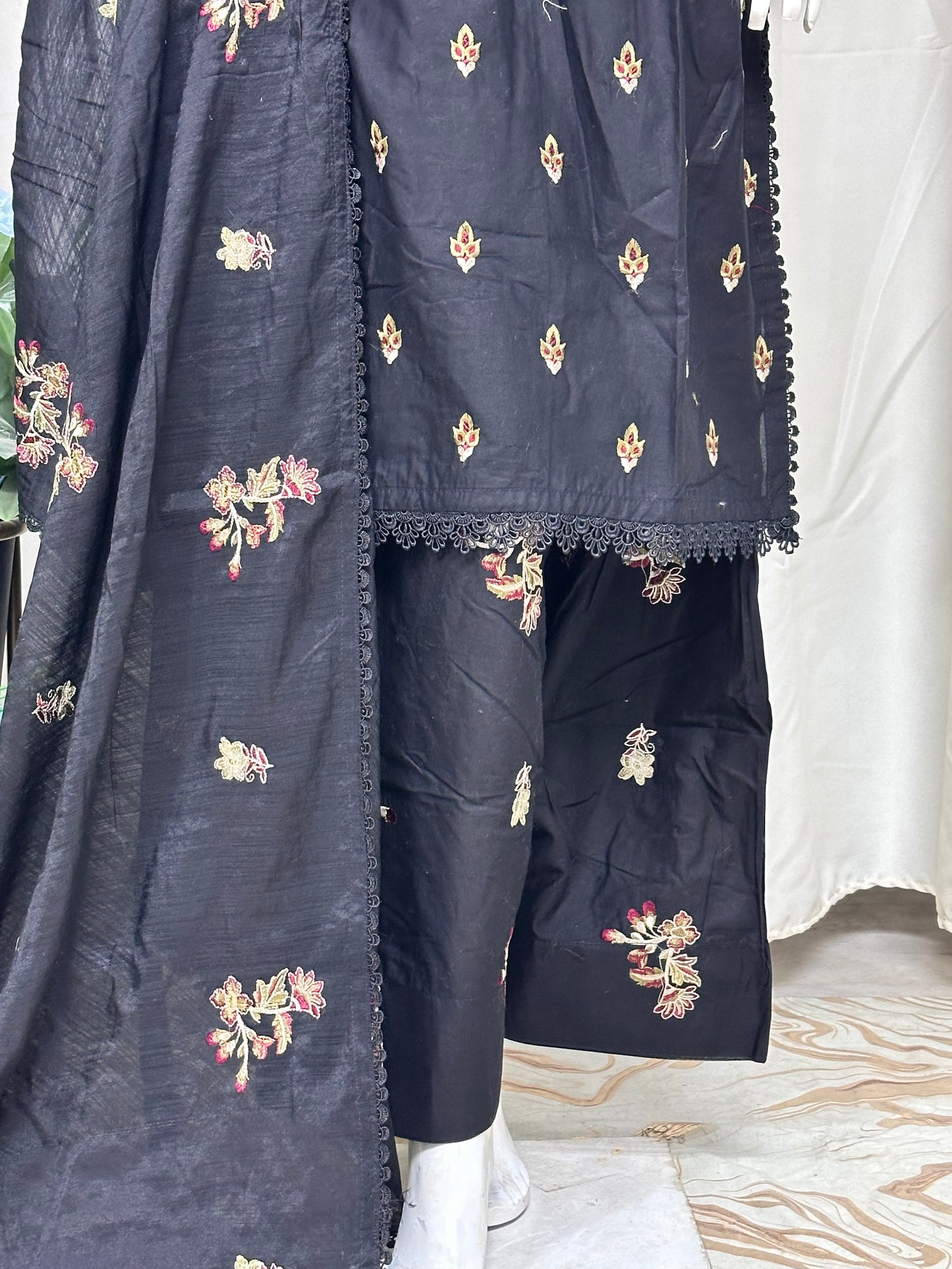 SG2529 Cotton Black