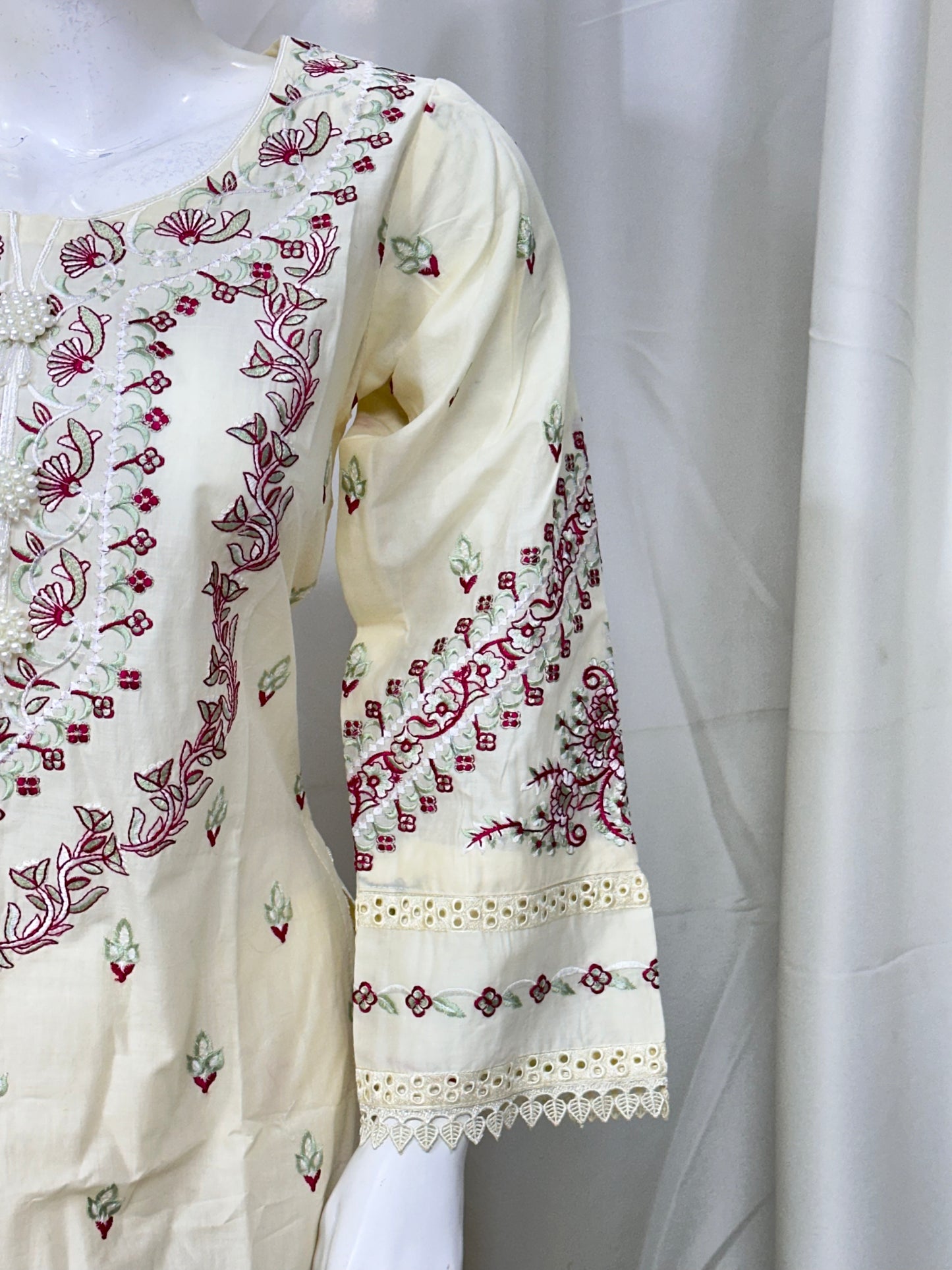 SG2529 Cotton Cream
