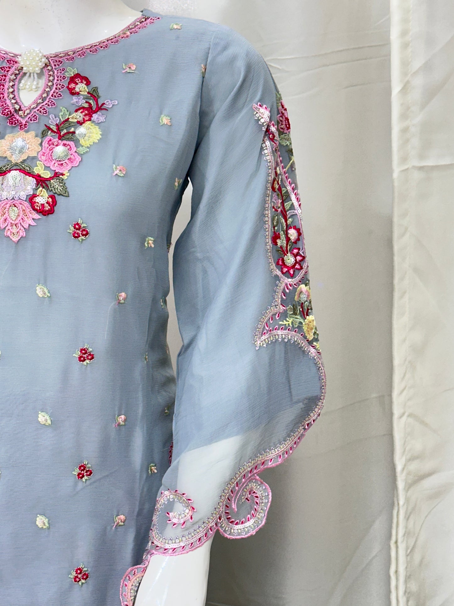 Karma Saj Dhaj 524 Dusty-Grey