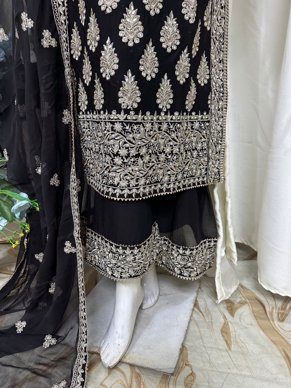 SG1738 Chiffon Black