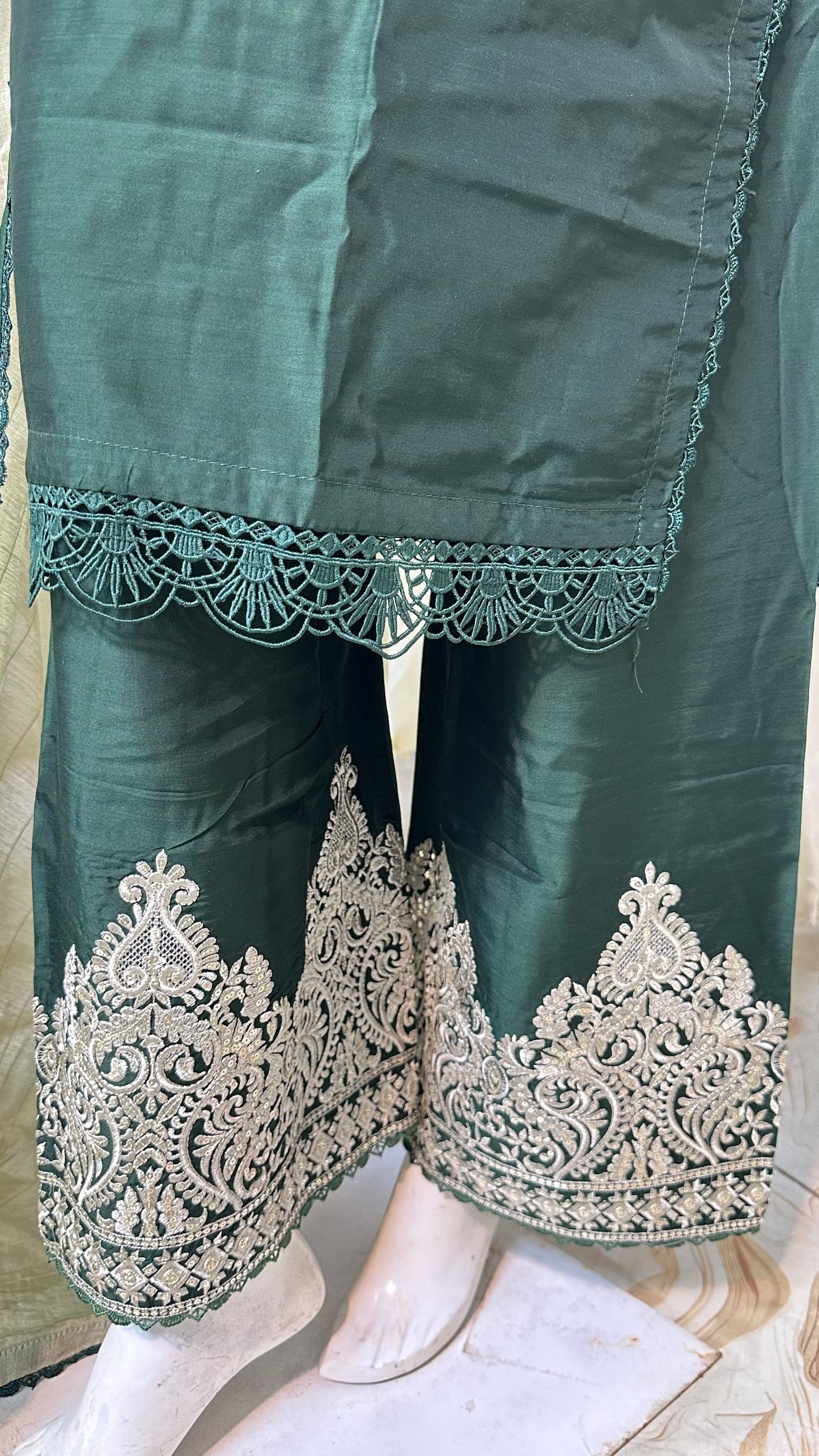 SG1001 Viscose Bottle Green
