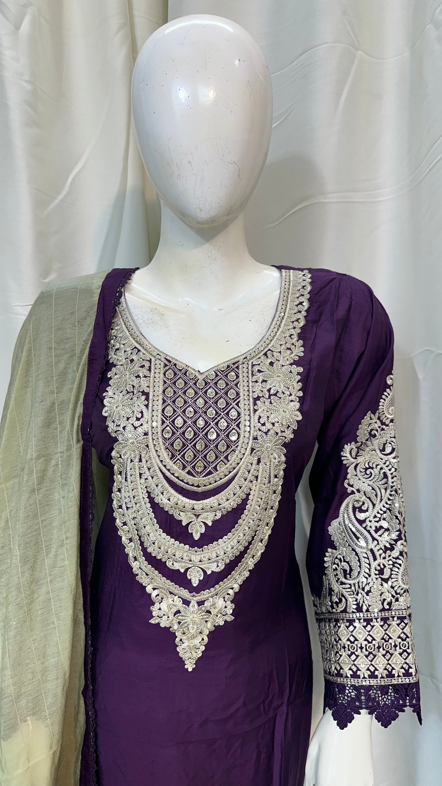 SG1001 Viscose Purple