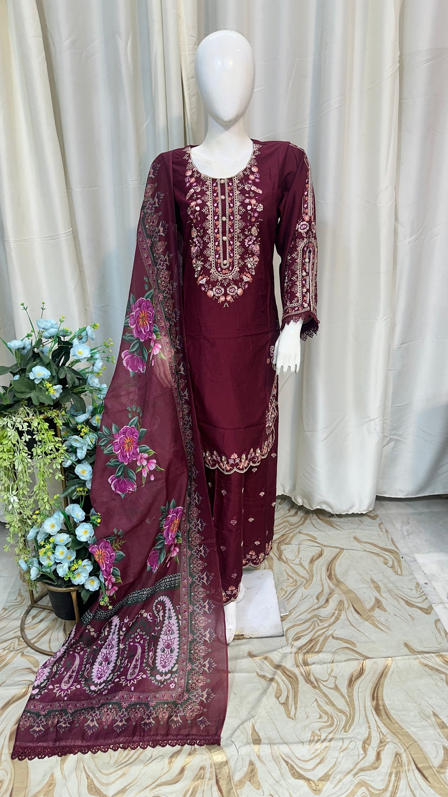 SG6482 Viscose Red