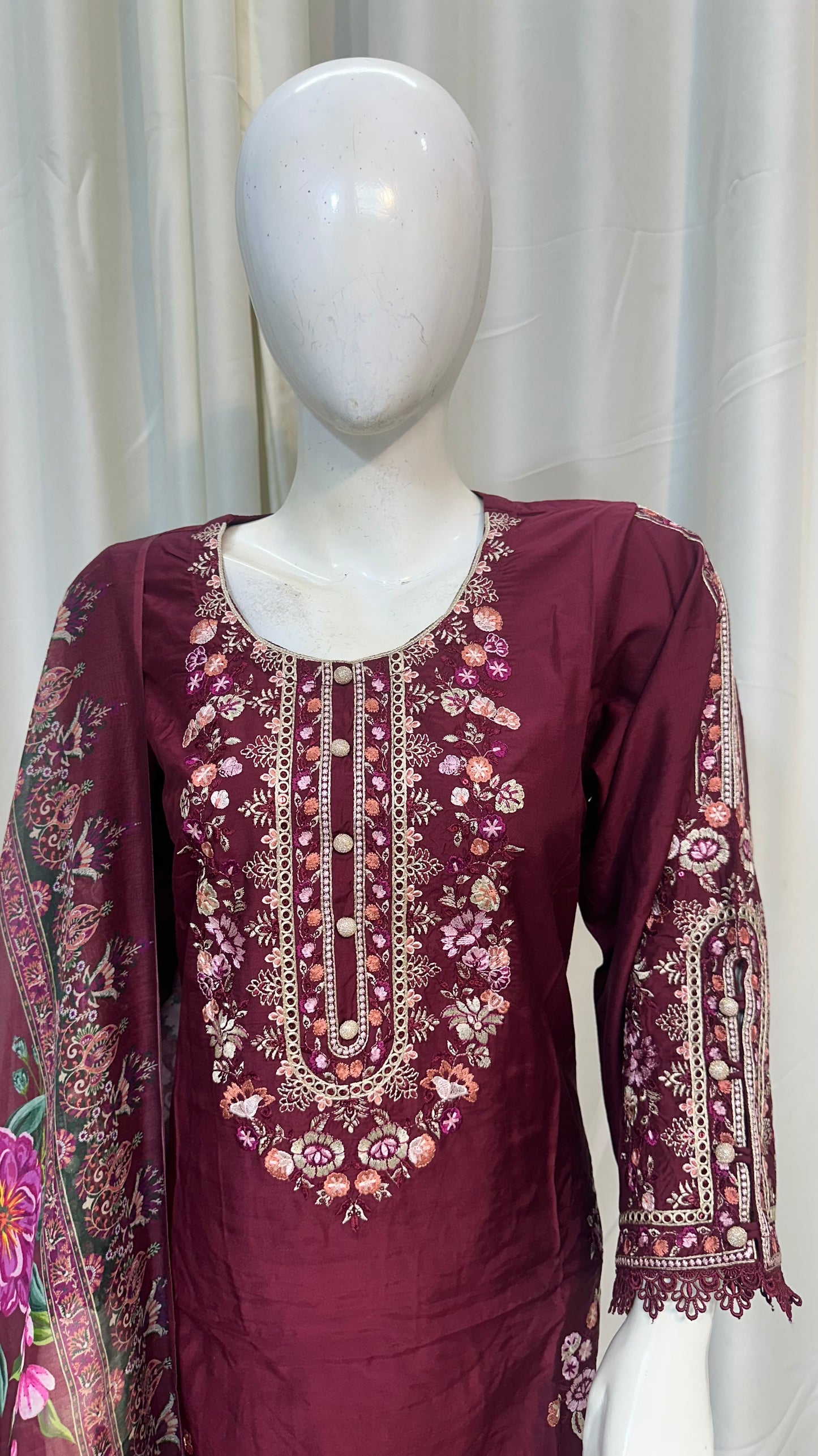 SG6482 Viscose Red