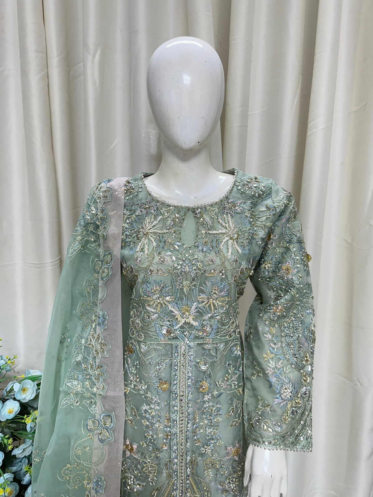 SJ3332 Organza Sage Green