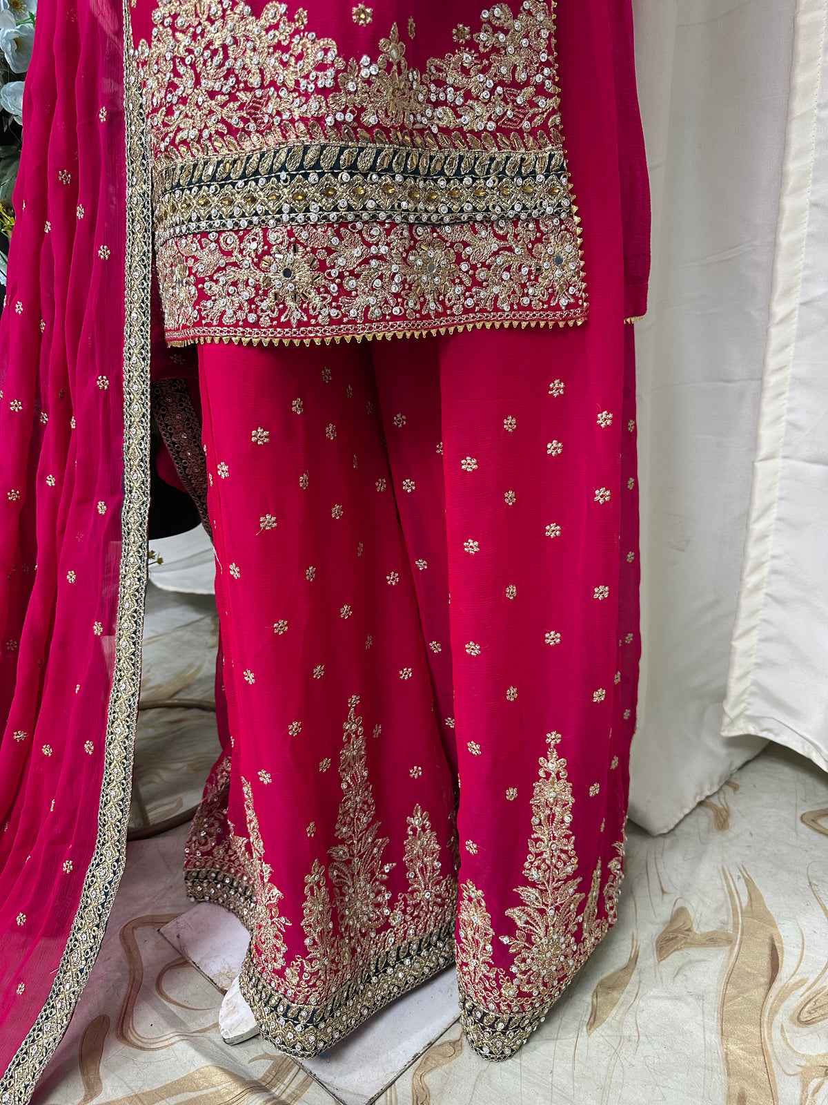 SG632 Chiffon Shocking Pink