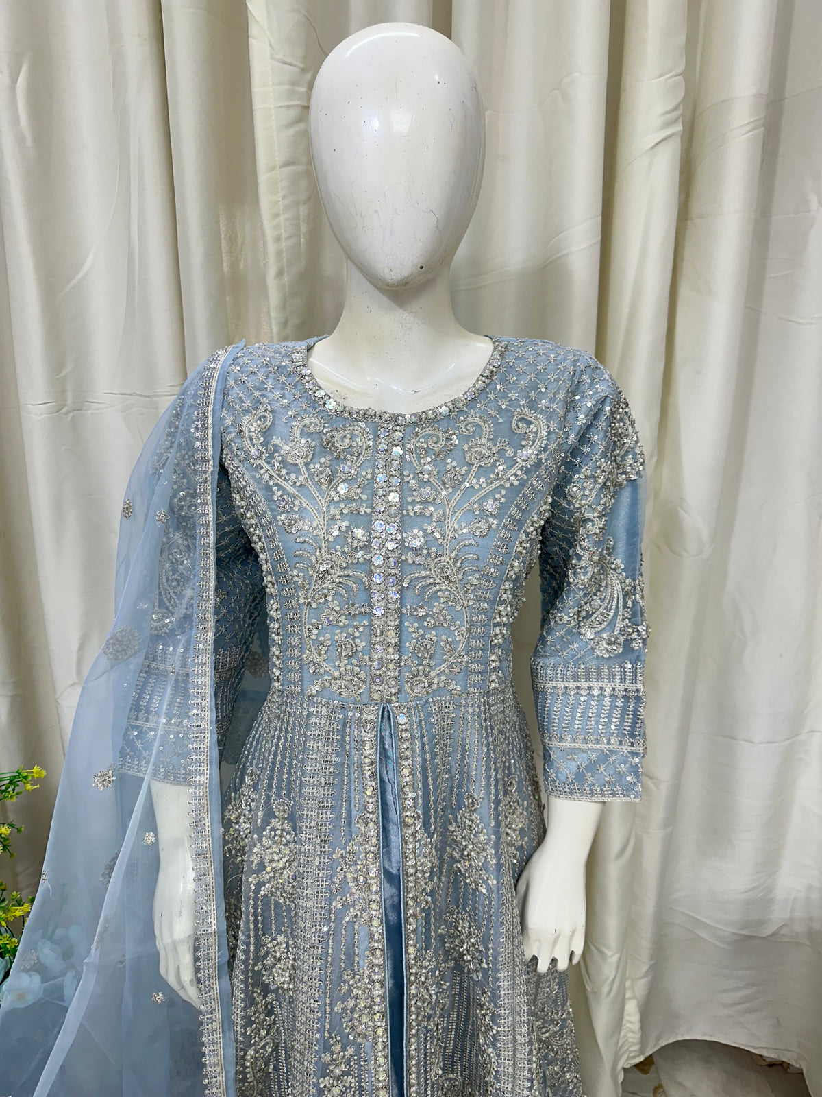 FG 185 Organza Maxi Ice Blue