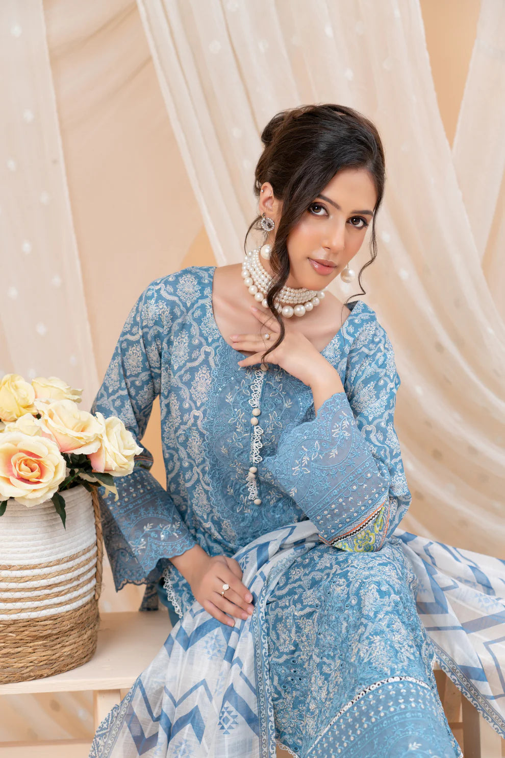 Munira Lawn Blue
