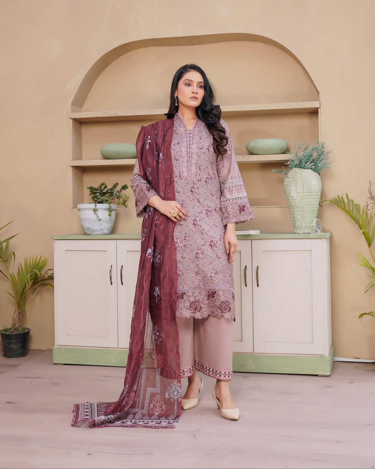 SG2401  Munira Noor vol Lawn Rose Pink