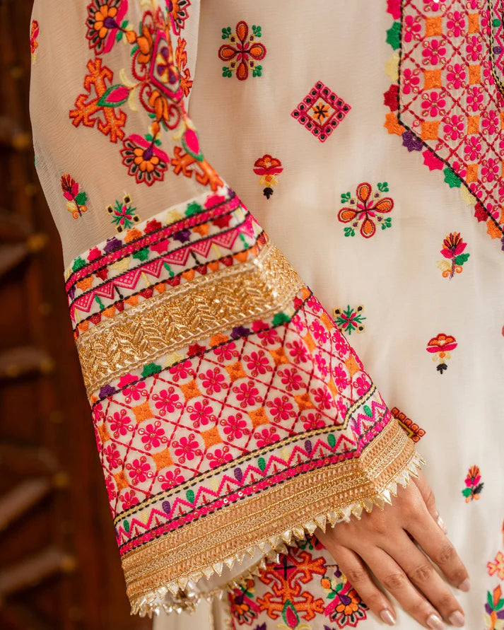 KC Hayat 492 Chalk White