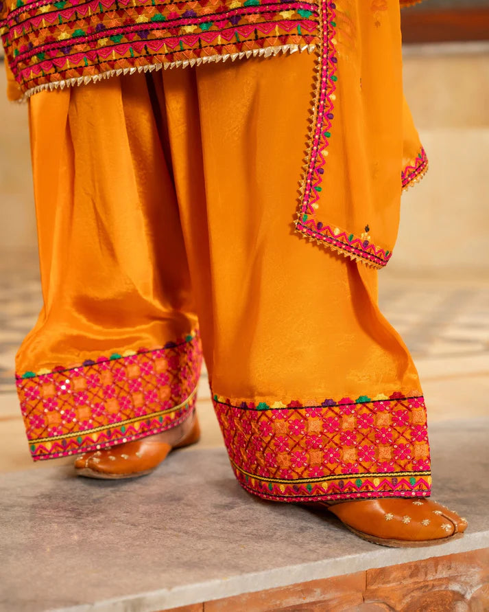 KC Hayat 492 Goldenrod