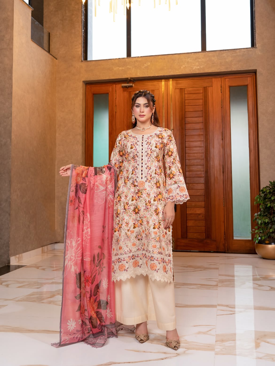Munira Lawn Shirt Cream