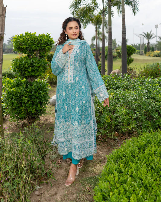 Munira Lawn Frozi