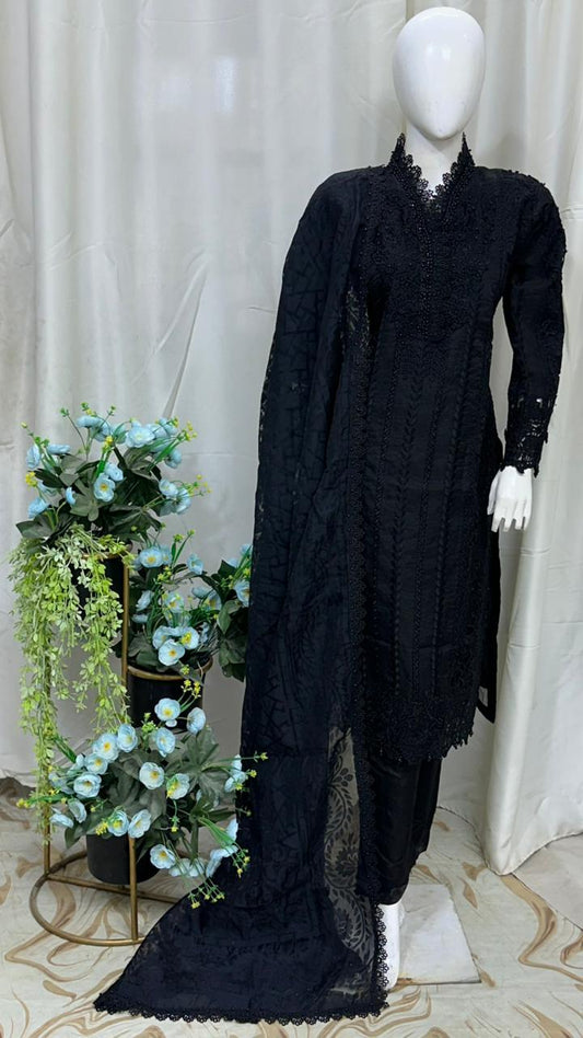 SG2573 Organza Black