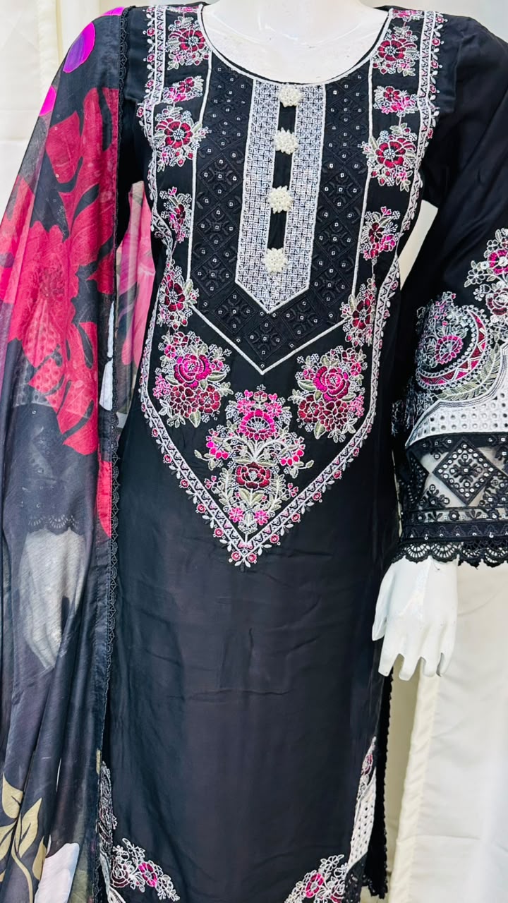 SG2637 Viscose Black