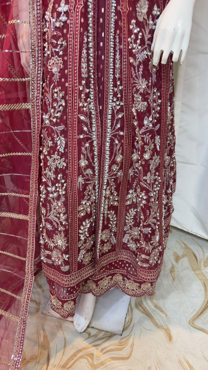 FG145 Gown Style Maxi Mehroon