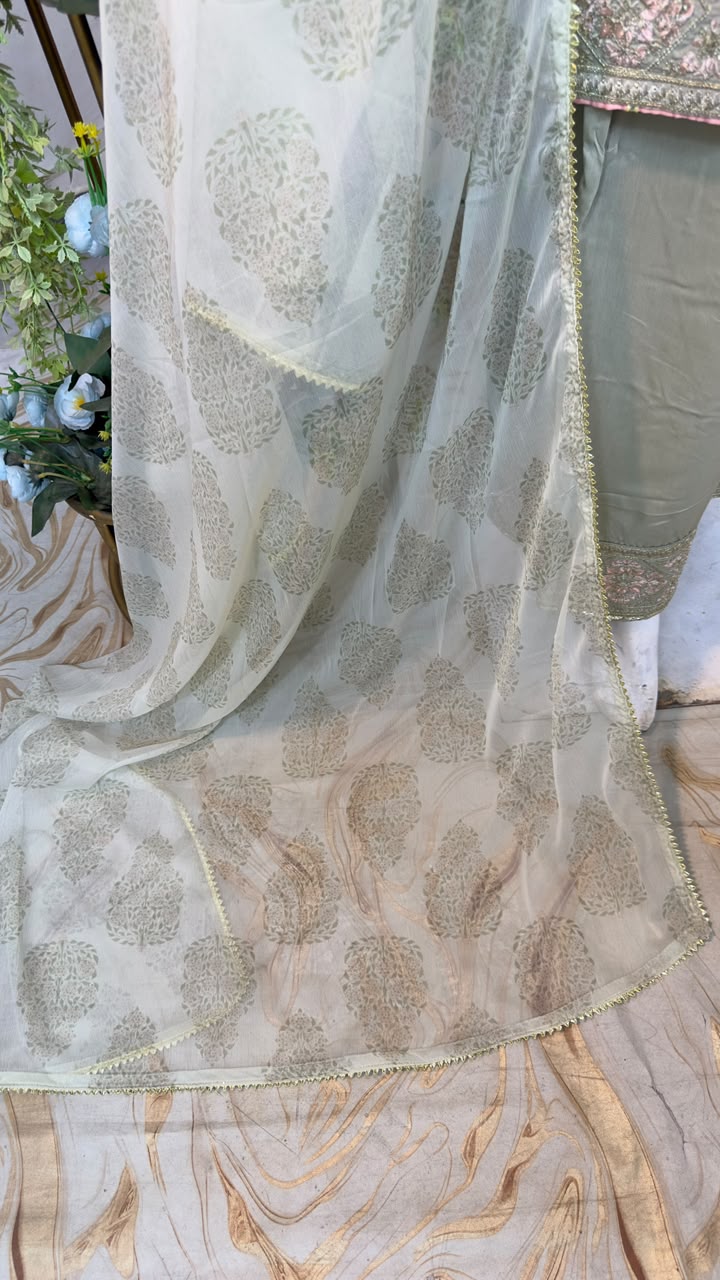SG730 Viscose Pistachio Green