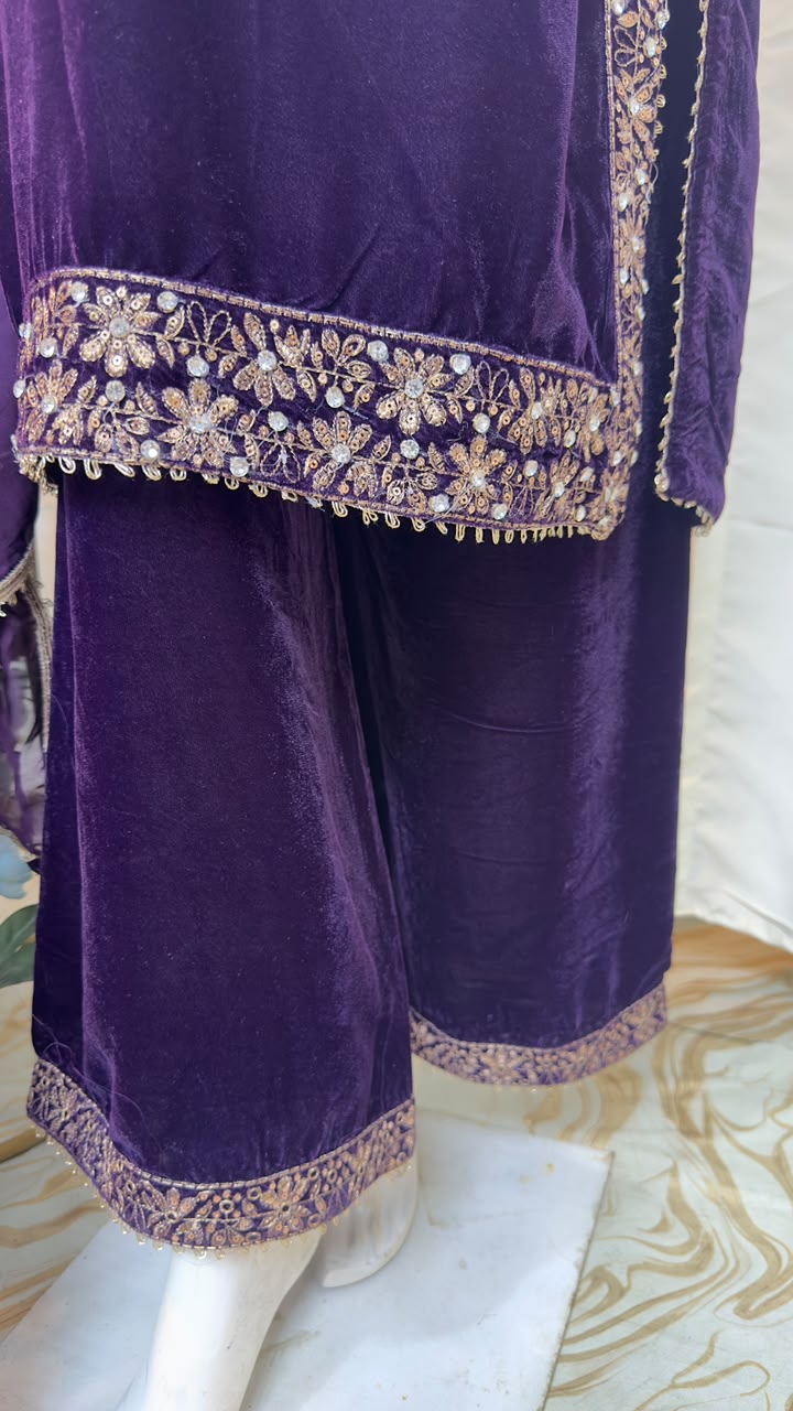 SG221 Velvet Purple